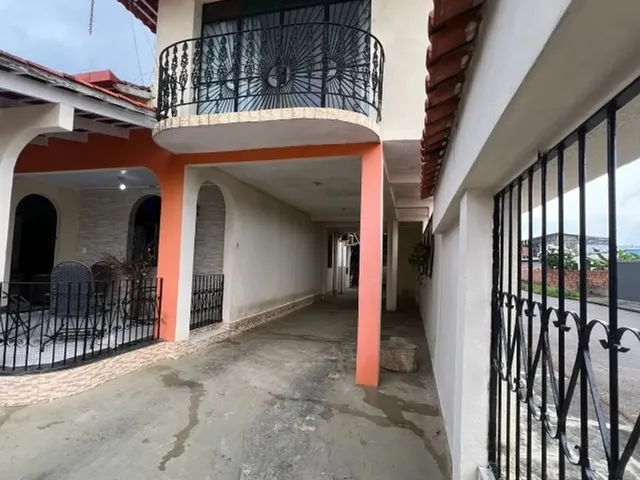 Imagem 13: Casa Comercial de Esquina 500M² C/ 5 Quartos Sendo 3 Suítes Mobiliada no Planalto