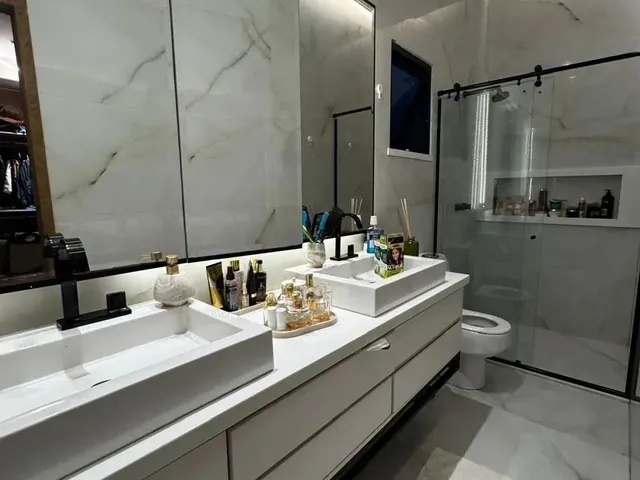 Imagem 10: Conjunto Manauense, Belisima Casa, Mobiliada, com 4 Suítes, Piscina