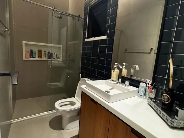 Imagem 4: Conjunto Manauense, Belisima Casa, Mobiliada, com 4 Suítes, Piscina