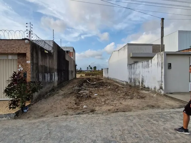 Imagem: O terreno possui 140m² de Área e está localizado em
