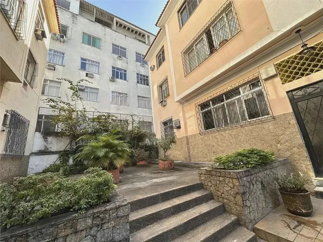 Imagem: Travessa Nestor Vítor Tijuca, Rio de Janeiro