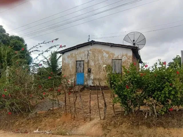 Imagem: A chácara possui 2 Dormitórios, 40.000m² de Área e
