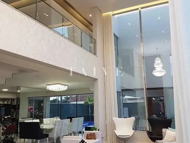 Imagem 13: Sobrado À Venda e Locação, 500M², 4 Quartos (Sendo 2 Suítes), 6 Banheiros, 4 Vagas