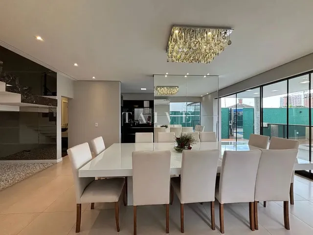 Imagem 6: Sobrado À Venda e Locação, 500M², 4 Quartos (Sendo 2 Suítes), 6 Banheiros, 4 Vagas