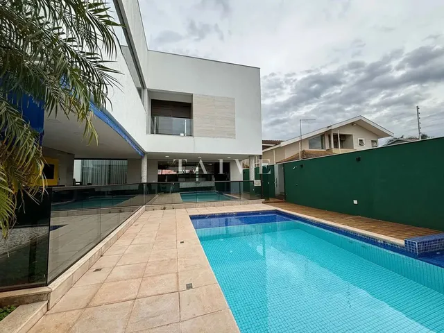 Imagem 16: Sobrado À Venda e Locação, 500M², 4 Quartos (Sendo 2 Suítes), 6 Banheiros, 4 Vagas