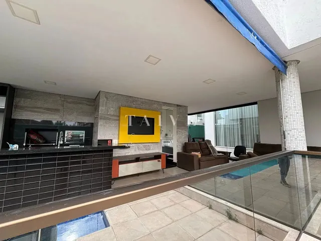 Imagem 12: Sobrado À Venda e Locação, 500M², 4 Quartos (Sendo 2 Suítes), 6 Banheiros, 4 Vagas