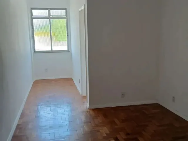 Imagem 1: 2 Qts com Garagem, Travessa Próxima Colégio N S das Merces, Lances de Escada