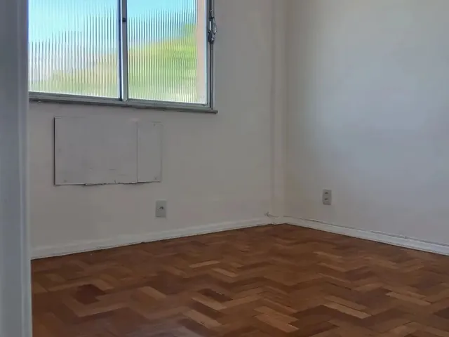 Imagem 11: 2 Qts com Garagem, Travessa Próxima Colégio N S das Merces, Lances de Escada