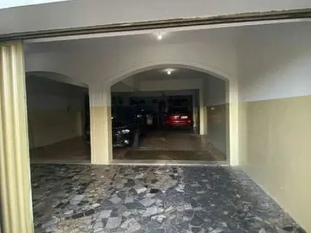 Imagem 4: Vende-Se Apartamento Amplo no Bairro Castália