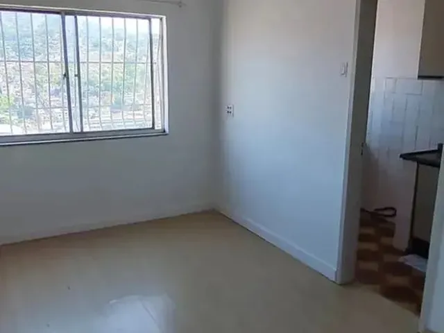 Imagem 5: Imóvel para Aluguel com 60 Metros Quadrados com 2 Quartos em Fonseca - Niterói - Rj