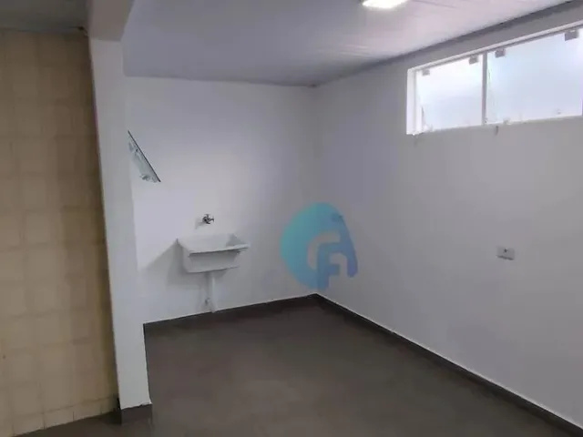 Imagem 6: Casa com 2 Dormitórios para Alugar, 80 M² - Capão da Imbuia - Curitiba/Pr