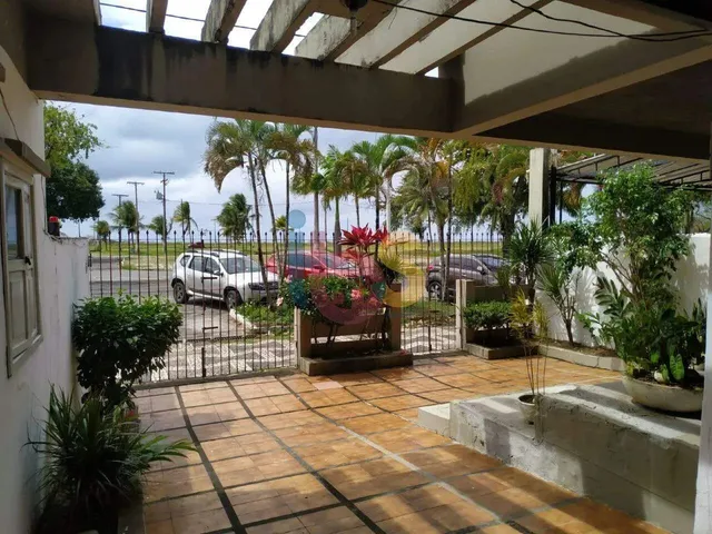 Imagem: Vendo Casa com 5/4 na Avenida Soares Lopes