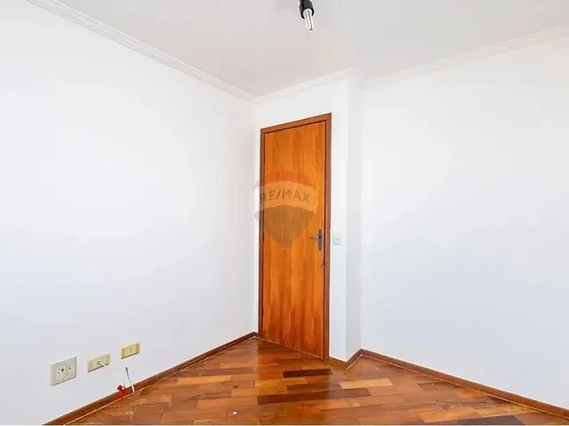 Imagem 6: Excelente Sobrado Dentro do Condomínio Fechado para Alugar no Bairro Cajuru, em Curitiba