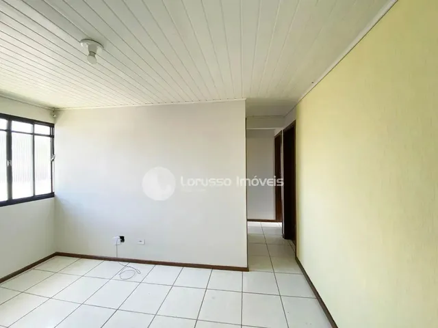 Imagem 4: Imóvel para Aluguel Possui 42 Metros Quadrados com 2 Quartos em Cajuru - Curitiba - Pr