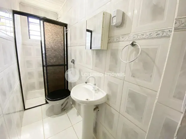 Imagem 16: Imóvel para Aluguel Possui 42 Metros Quadrados com 2 Quartos em Cajuru - Curitiba - Pr