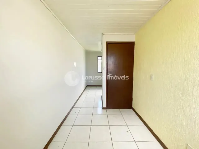 Imagem 9: Imóvel para Aluguel Possui 42 Metros Quadrados com 2 Quartos em Cajuru - Curitiba - Pr
