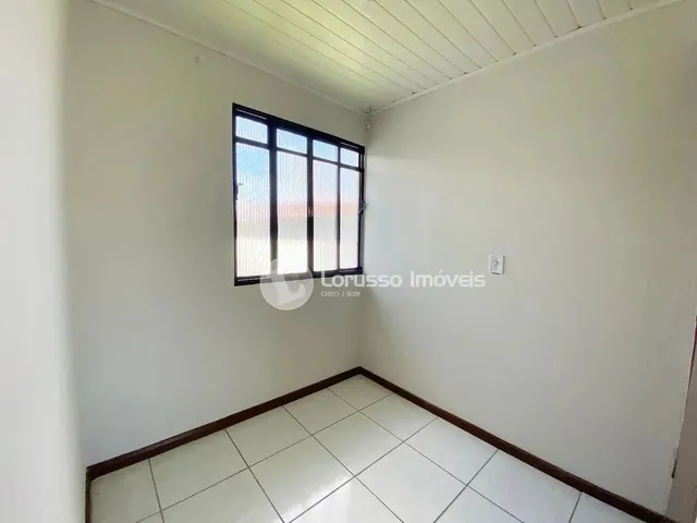 Imagem 7: Imóvel para Aluguel Possui 42 Metros Quadrados com 2 Quartos em Cajuru - Curitiba - Pr