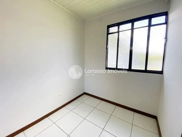 Imagem 11: Imóvel para Aluguel Possui 42 Metros Quadrados com 2 Quartos em Cajuru - Curitiba - Pr