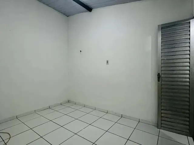 Imagem 3: Alugo Casa Terrea Próximo a Lomas Valentina - Bairro do Marco
