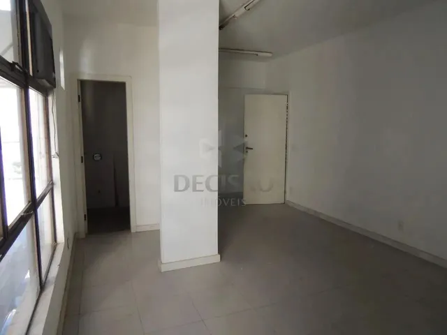 Imagem 2: Sala Comercial em Ótima Localização !