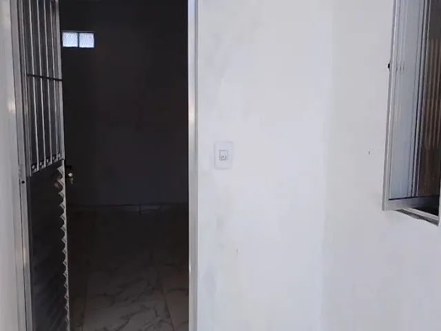 Imagem 4: Casa para Alugar em Itapuã 900,00