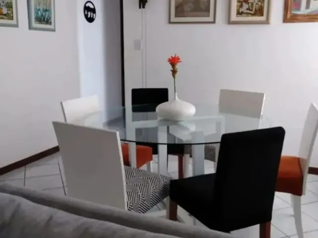 Imagem 7: Alugo Apartamento com Três Quartos Totalmente Mobiliado no Caminho das Árvores