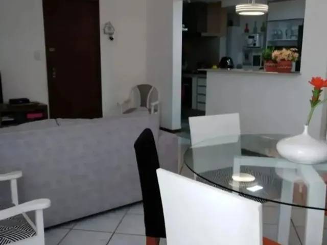Imagem 6: Alugo Apartamento com Três Quartos Totalmente Mobiliado no Caminho das Árvores