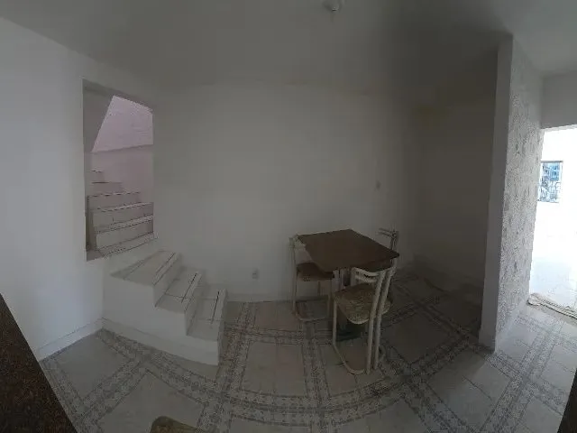 Imagem 8: Casa, Largo 2 de Julho, 3 Quartos, 2 Banheiros, Copa, Área de Serviço. Perto de Tudo