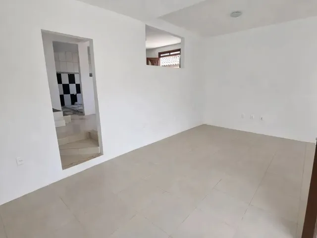 Imagem 11: Casa Duplex, 4 Quartos (1 Suíte Enorme com Varanda), Portaria 24H, Garagem, Área