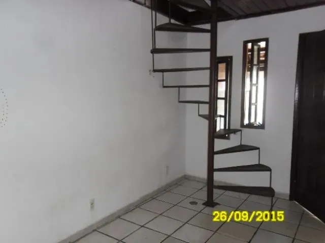 Imagem 7: Apartamento Duplex, 2/4 Reversível para 3, em Ótima Localização, a 400M da Praia De