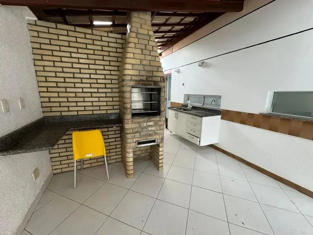 Imagem 2: Imóvel para Aluguel Possui 200 Metros Quadrados com 3 Quartos em Stella Maris - Salvador