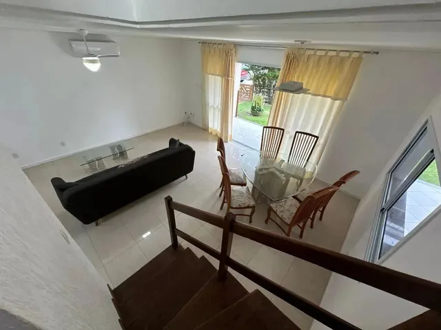 Imagem 4: Imóvel para Aluguel Possui 200 Metros Quadrados com 3 Quartos em Stella Maris - Salvador
