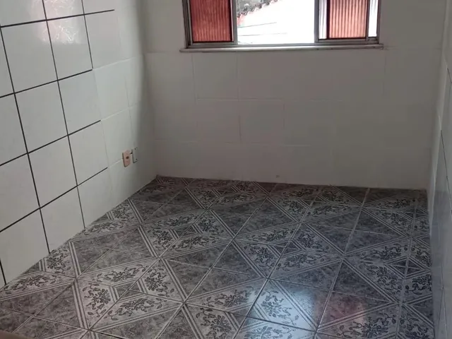 Imagem 5: Aluga-Se 1/4 no Centro da Cidade