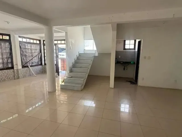 Imagem: A casa em condomínio possui 4 Dormitórios, 1 Suíte, 4