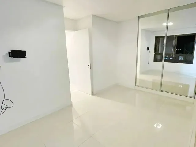 Imagem 4: Amp;Quot;Oportunidade Alphaville: Ed. Cosmopolitan 2/4 com Vista Mar, R$5.700 Com