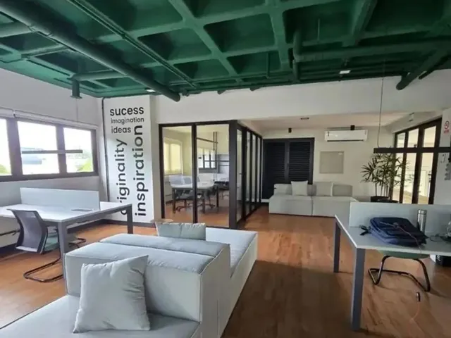 Imagem 16: Imóvel para Aluguel Possui 30 Metros Quadrados com 1 Quarto em Caminho das Árvores