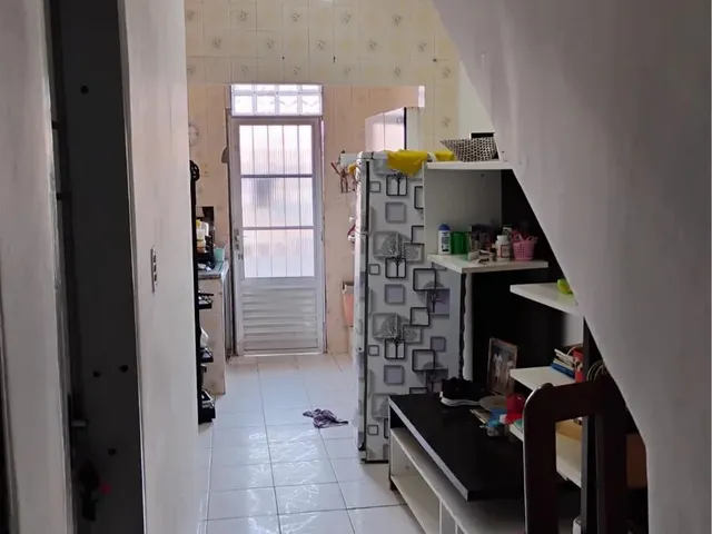 Imagem: Aluga-Se Casa Ampla