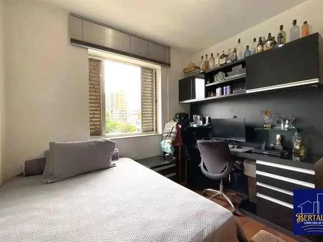 Imagem 5: Apartamento Amplo de 180 M² com 4 Quartos e Vista Definitiva em Localização
