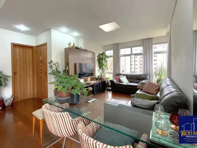 Imagem 10: Apartamento Amplo de 180 M² com 4 Quartos e Vista Definitiva em Localização