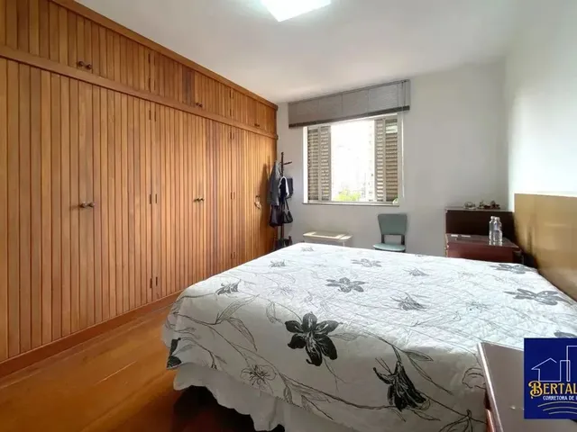Imagem 11: Apartamento Amplo de 180 M² com 4 Quartos e Vista Definitiva em Localização