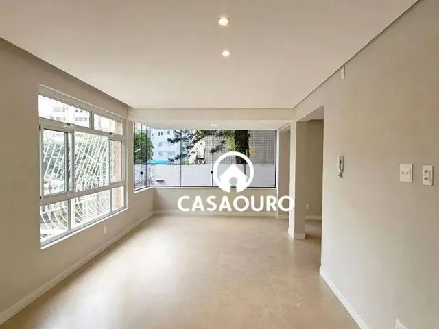 Imagem: Apartamento com 4 Quartos À Venda, 220