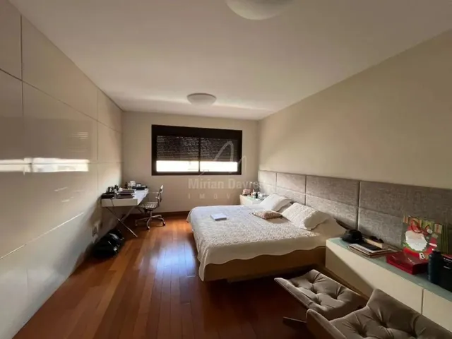 Imagem 12: 61649) À Venda - Apartamento com 4 Quartos, 4 Vagas, no Funcionários