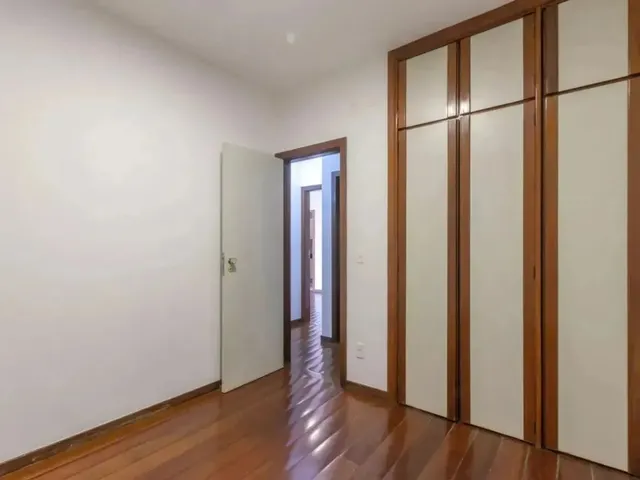 Imagem 3: Imóvel para Venda Possui 83 Metros Quadrados com 3 Quartos em Savassi - Belo Horizonte