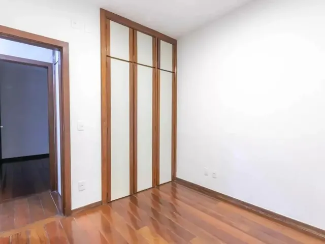 Imagem 8: Imóvel para Venda Possui 83 Metros Quadrados com 3 Quartos em Savassi - Belo Horizonte
