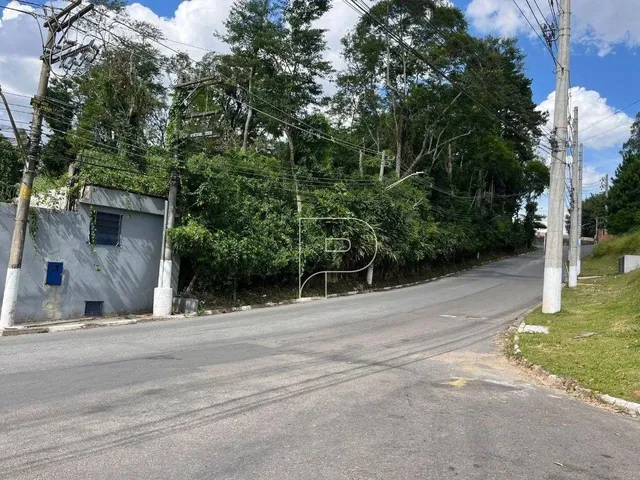 Imagem: O terreno possui 1.800m² de Área e está localizado em