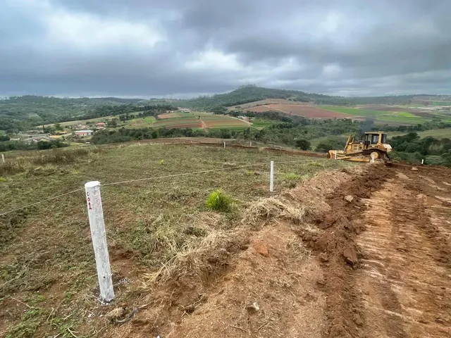 Imagem: O terreno possui 500m² de Área e está localizado em