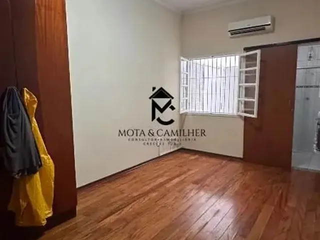 Imagem 3: Casa para Alugar em Taubaté - Jaboticabeiras- 2 Quartos, 1 Suíte com Quintal
