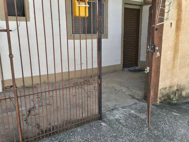 Imagem: Kitnet para 1 Pessoa V.ind Prox Havan Bairro