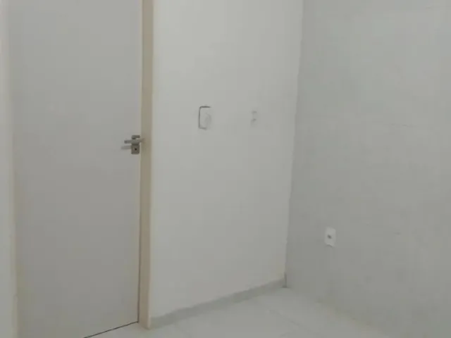 Imagem: Alugo Quarto em Indianópolis, em Frente