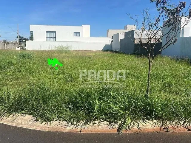 Imagem: Terreno À Venda com Área de 392,72 M²